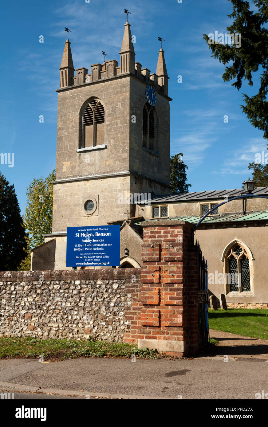 St. Helen`s Church, Benson, Oxfordshire, England, UK Stock Photo